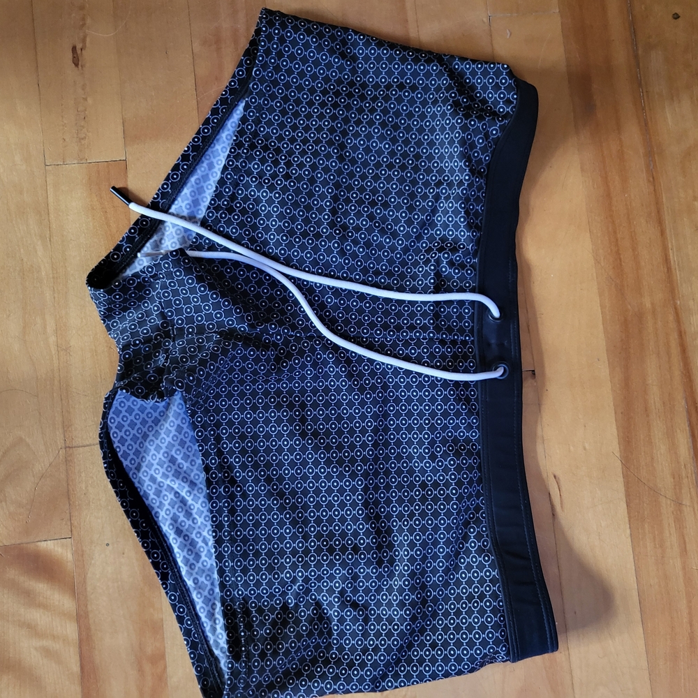 Simons Black and White Patterned Swim Board Shorts